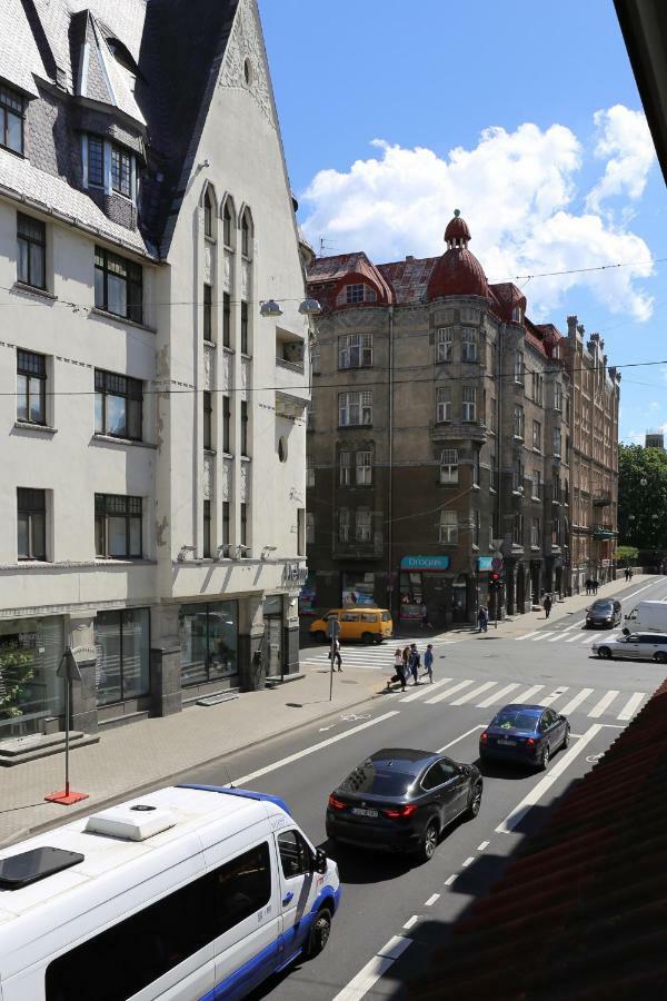 Dandelion Apartments Lacplesa Riga Exterior foto